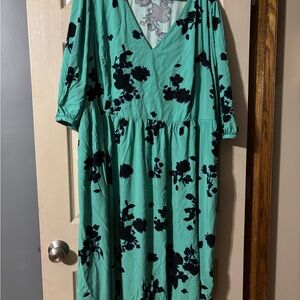 Ava & Viv Green Dolman Sleeve Sundress